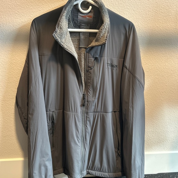 Men's Gray Jacket - Picture 1 of 3